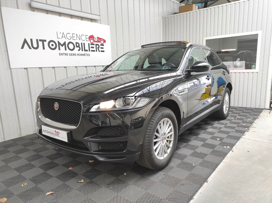 Jaguar F-Pace 2.0 D 180 PURE AWD — 1