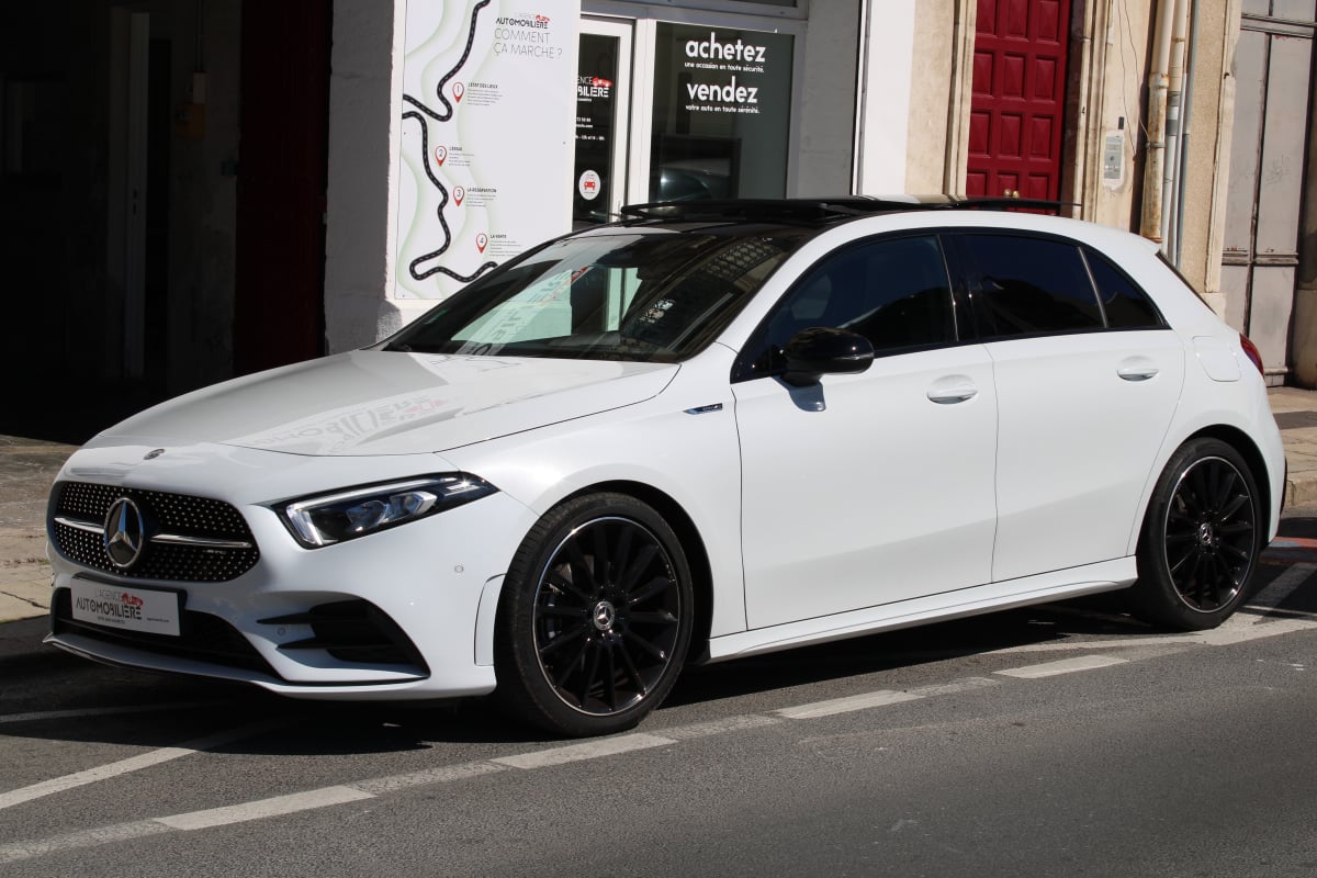Mercedes-Benz Classe A 1.3 180 135 AMG LINE 7G-DCT BVA ( Toit ouvrant, Entretien Complet Mercedes, Moteur à chaîne ... ) — 1