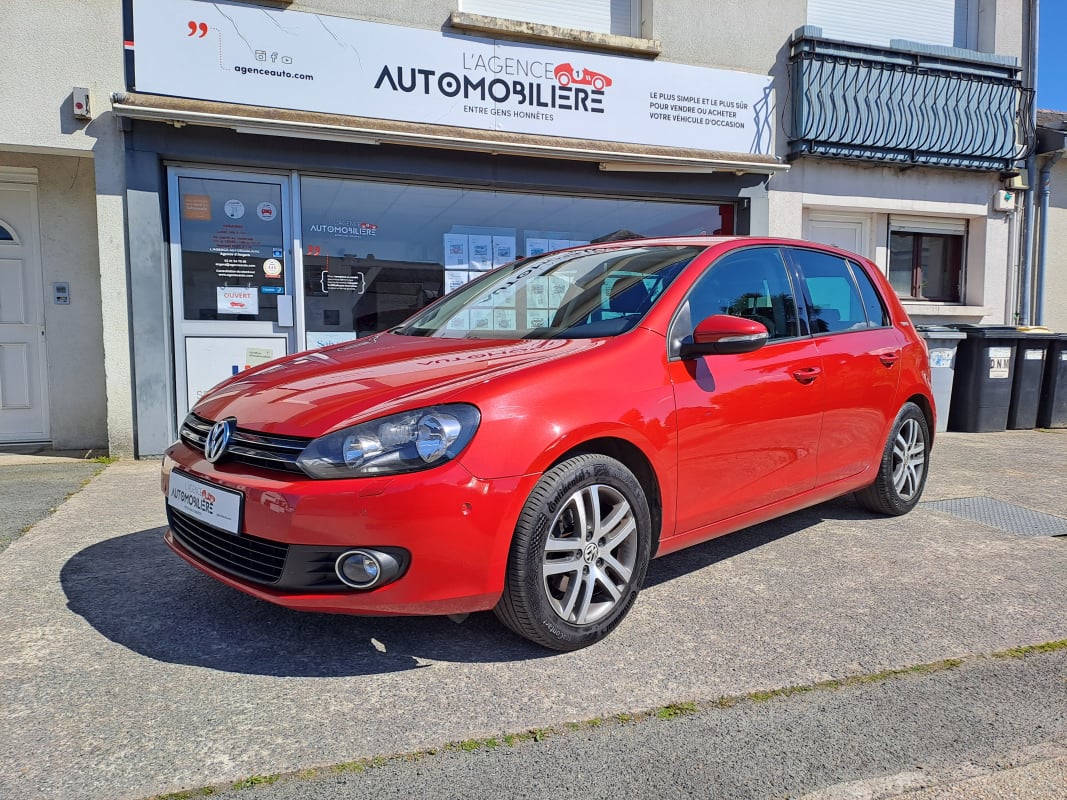 Volkswagen Golf VI 1.6 TDI 105 cv TEAM - 1ère main - Park Assist - Suivi Volkswagen — 1