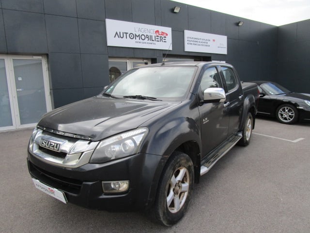 Isuzu D-Max 2.5L TDI 4X4 5 Places 1ére Main ( Attention véhicule de travail ) — 1
