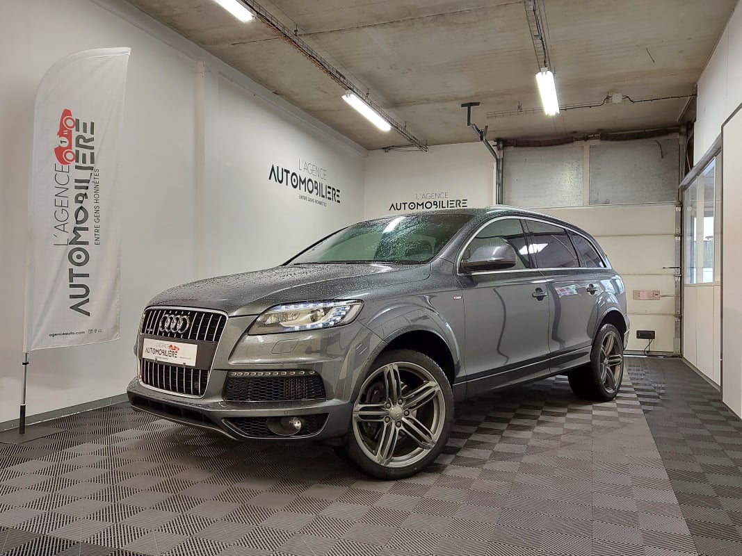Audi Q7 (2) 3.0 V6 TDI 245 CLEAN DIESEL S LINE 7PL — 1