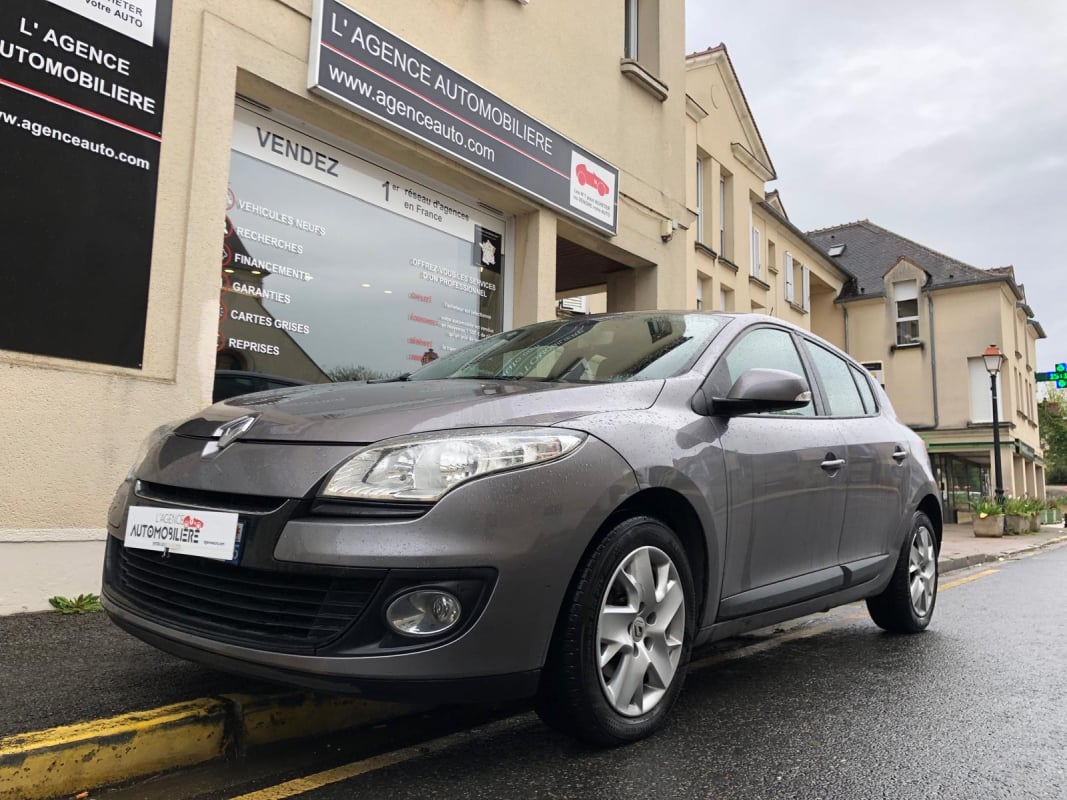 Renault Megane 1.2 TCE 115cv ENERGY EXPRESSION — 1