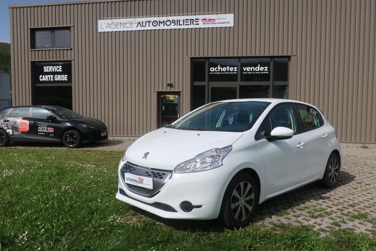 Peugeot 208 Affaire 1.4 e-HDi Pack Clim 68Cv — 1