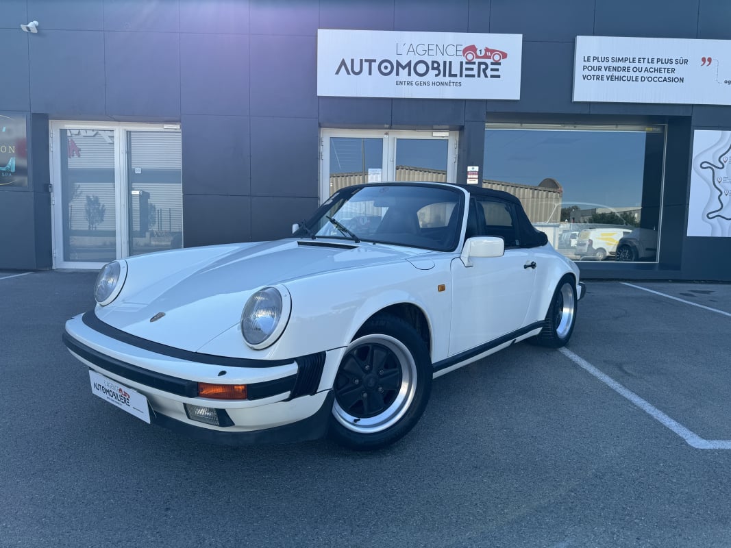 Porsche 911 Carrera 3.2L Cabriolet "Matching Numbers et Color" — 1