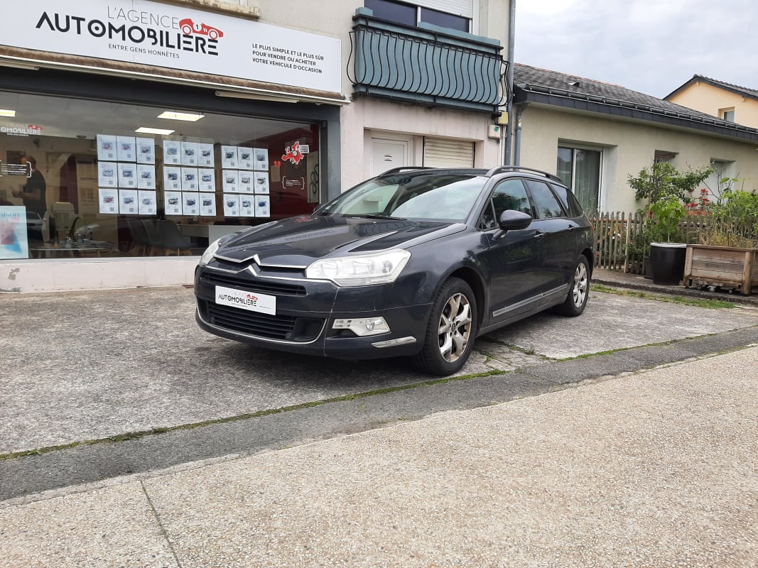 Citroen C5 Tourer 1.6 HDi 110 ch Millenium — 1