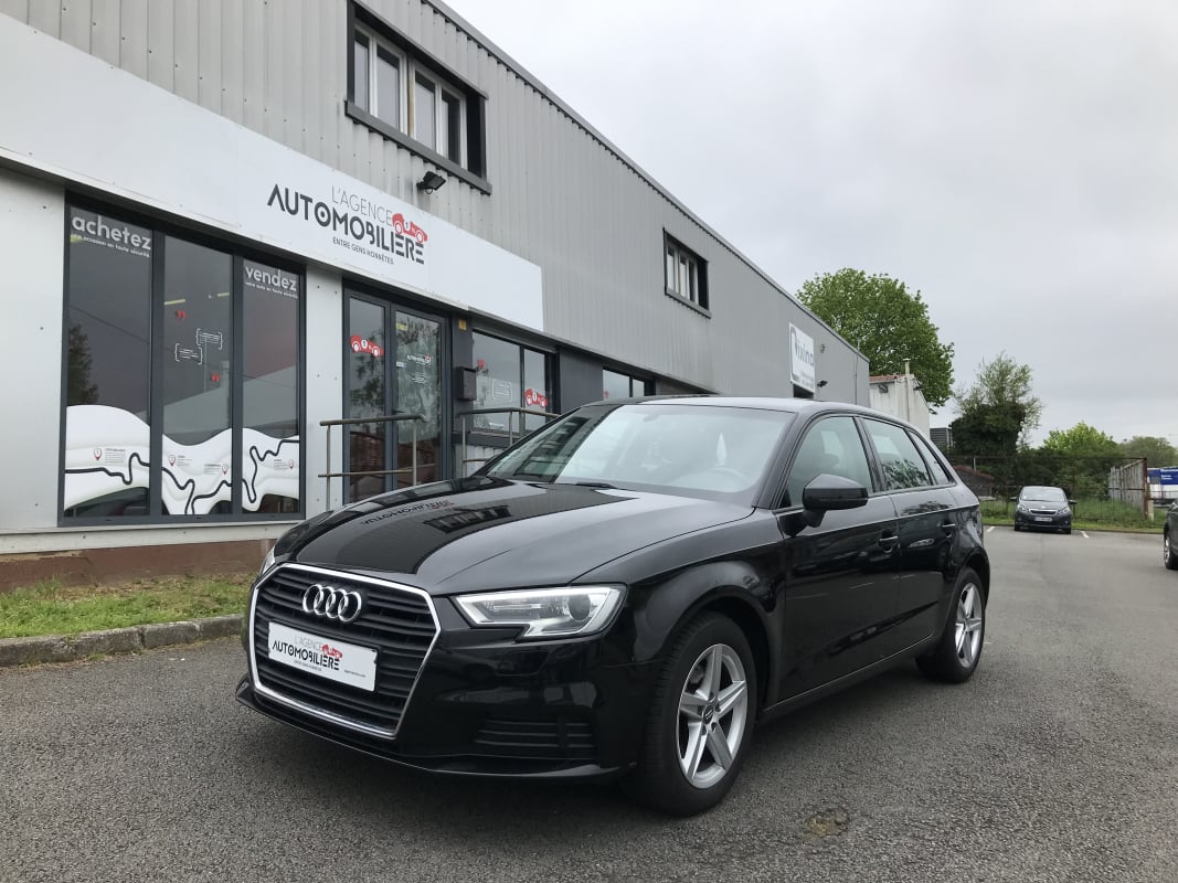 Audi A3 SPORTBACK 1.6 TDI 110 CH DESIGN — 1