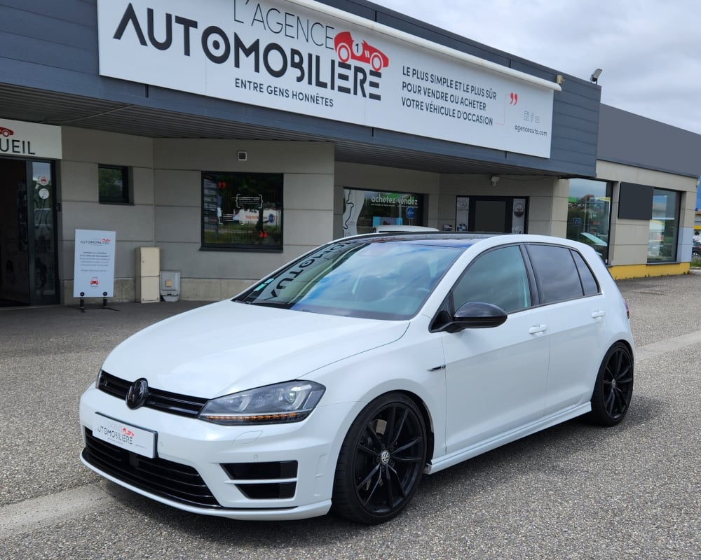 Volkswagen Golf R 2.0 TSI 300 BlueMotion DSG6 4Motion — 1