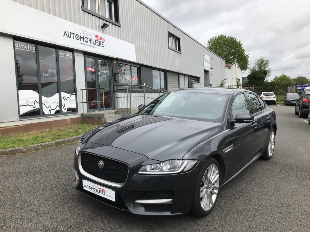 Jaguar XF 2.0 D 16V AWD 180 CH SPORT 4X4 — 1