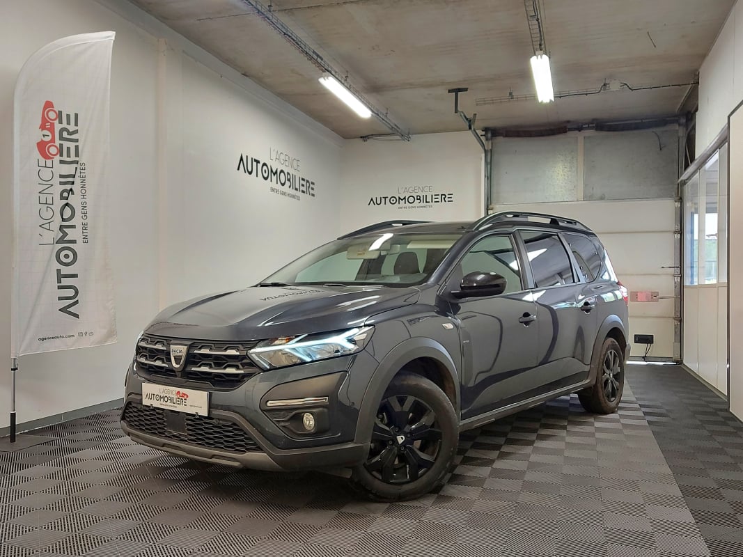 Dacia Jogger 1.0 ECO-G 100 SL EXTREME + 7PL + 1ERE MAIN — 1