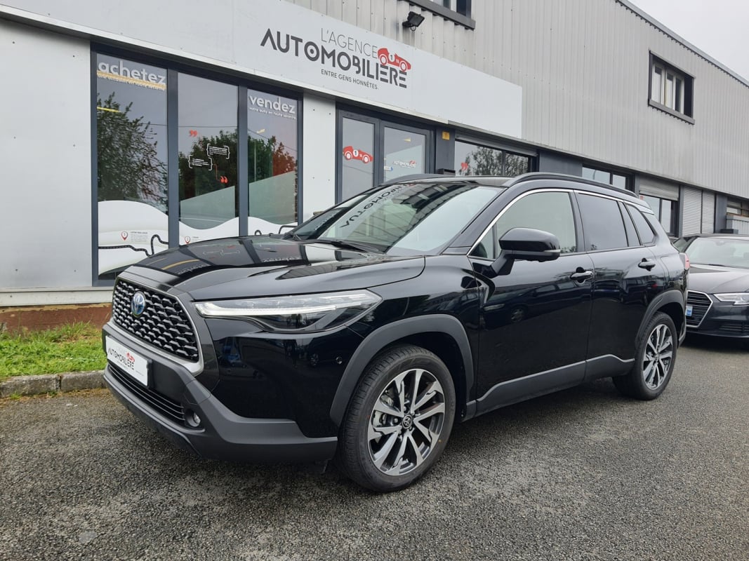 Toyota Corolla CROSS 2.0 197 PREMIUM 1ERE MAIN TVA RECUPERABLE — 1