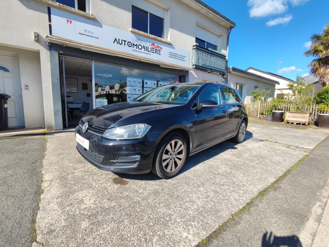 Volkswagen Golf VII 5 Portes 1.6 TDI Blue Motion DSG7 S&S 110 cv Distribution faite — 1