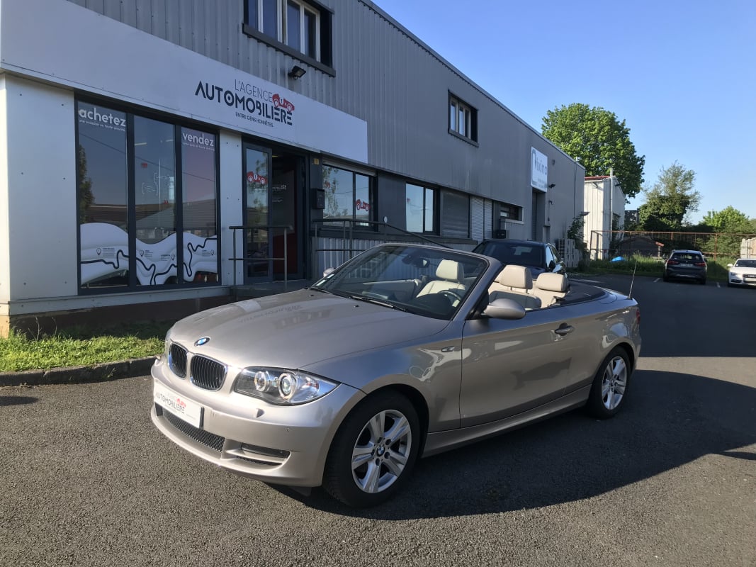 BMW Série 1 Cabriolet (E88) 118i 2.0 i 16V 143 cv — 1