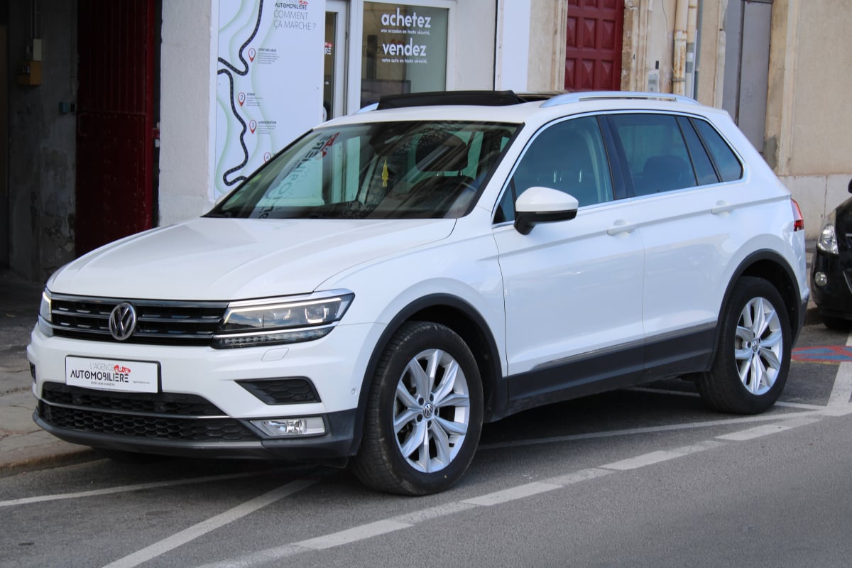 Volkswagen Tiguan 2.0 TDI 150 BLUEMOTION CARAT ( Entretien Volkswagen, Toit ouvrant Panoramique, Caméra de recul ... ) — 1