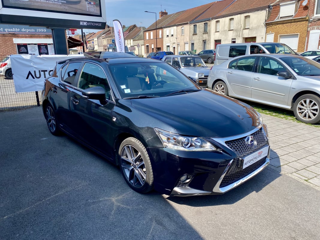 Lexus CT CT 200H F SPORT — 1