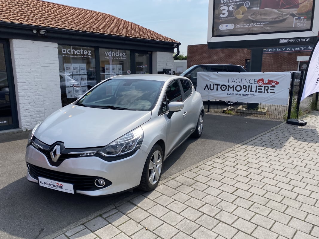 Renault Clio IV 1.5 DCI 90 ENERGY INTENS E6 — 1