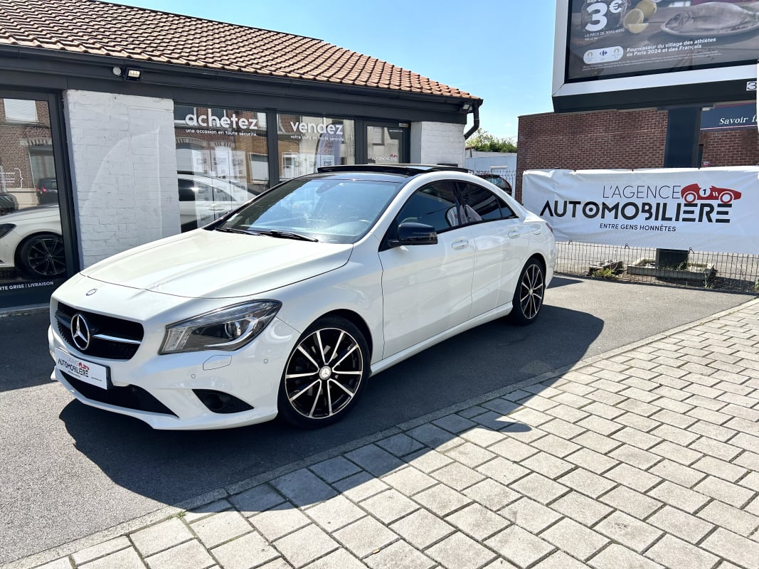 Mercedes-Benz Classe CLA 180 SENSATION CUIR TOIT PANORAMIQUE — 1