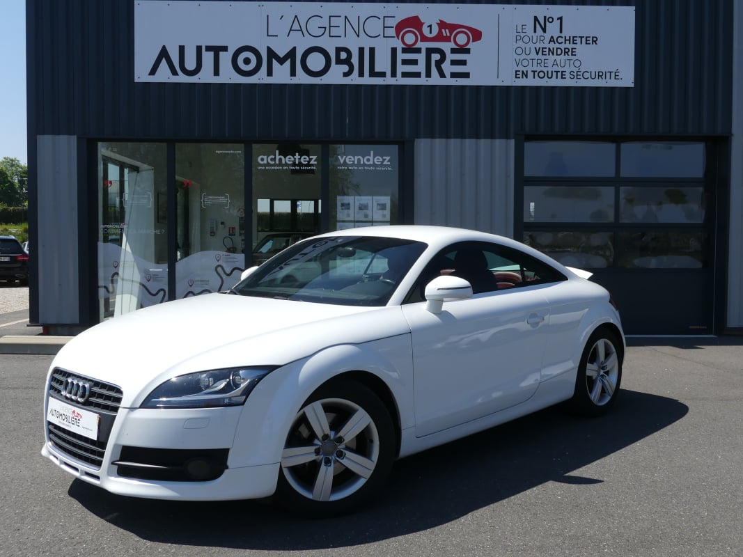 Audi TT Coupé 2.0 TFSi 16V 200cv — 1