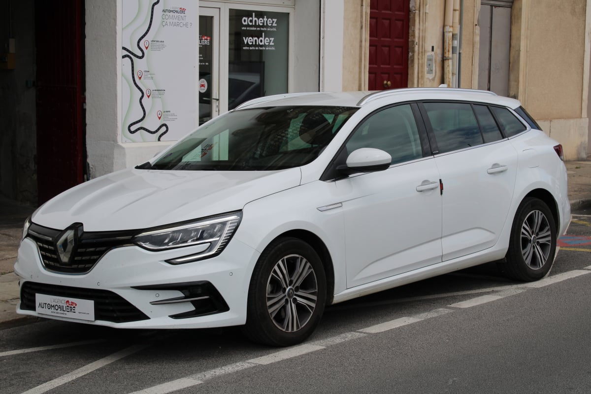 Renault Megane ESTATE 1.6 E-TECH 160H 90 PHEV HYBRID INTENS BVA ( Entretien Renault, 1ère main, GPS ... ) — 1