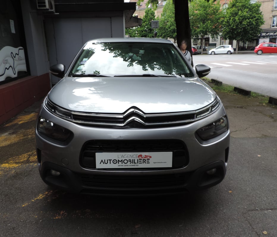Citroen C4 Cactus (2) 1.2 PURETECH 82 LIVE — 2