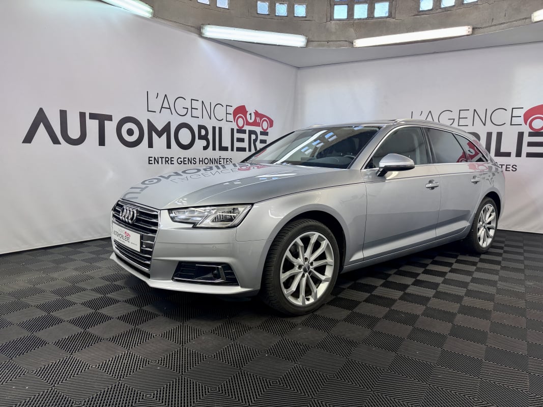 Audi A4 Avant 2.0 TDI 150 S tronic 7 Design Luxe (Toit ouvrant, Distribution faite) — 1
