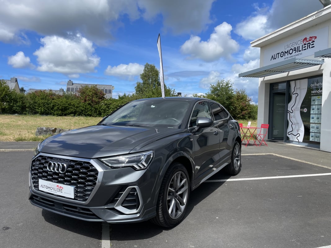 Audi Q3 Sportback 45 TFSI 230 S-LINE QUATRO S-TRONIC — 1