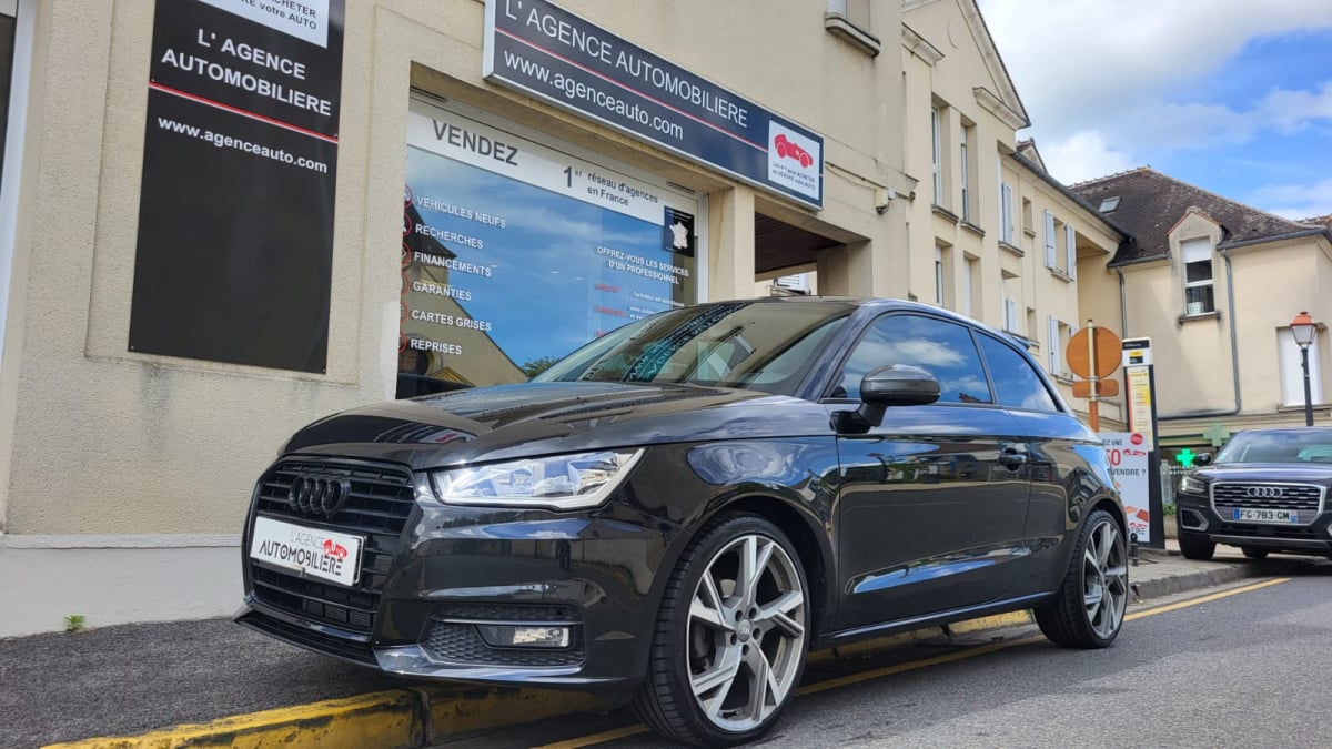 Audi A1 TFSI 95cv ULTRA BVA S-LINE — 1