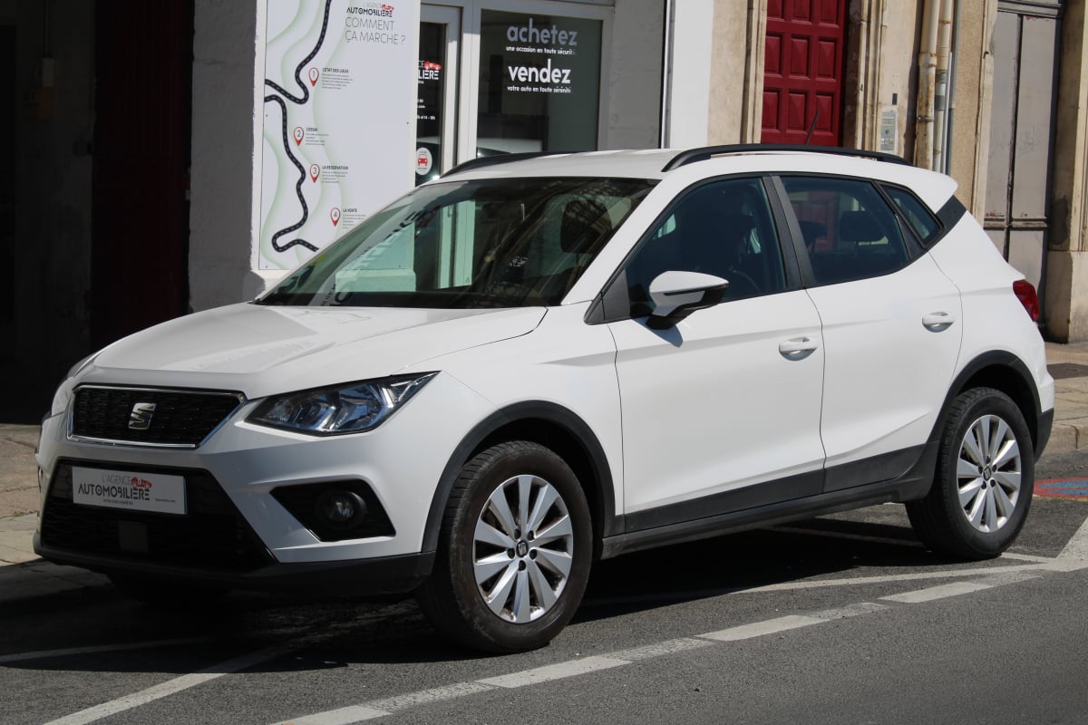 Seat Arona 1.6 TDI 95 STYLE START-STOP (CarPlay, Roue de secours, ..) — 1
