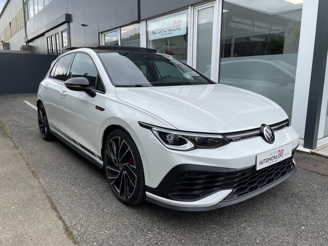 Volkswagen Golf VIII (8) GTI ClubSport 2.0 TSI 300CV DSG - Garantie VW 2027 — 1