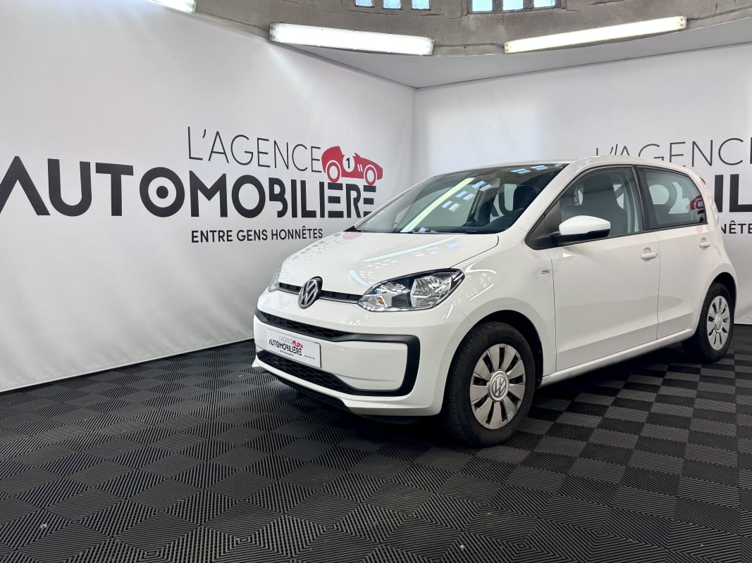 Volkswagen UP 1.0 75 BVM5 Connect (Entretien Volkswagen) — 1