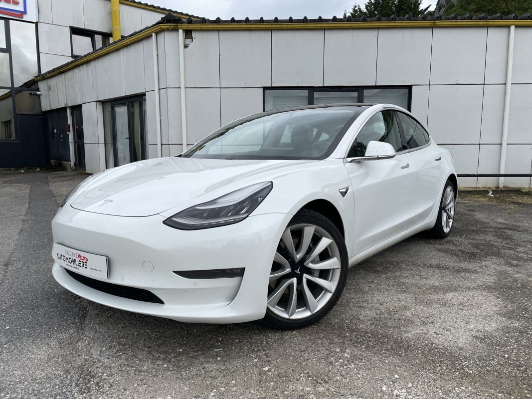 Tesla Model 3 75 kWh - Dual Motor - Grande Autonomie - Pilotage Automatique — 1