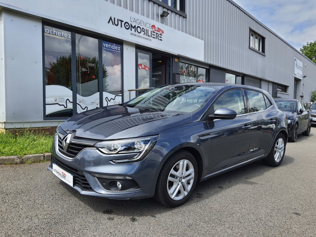 Renault Megane IV 4 1.5 BLUEDCI 115 ENERGY BUSINESS — 1