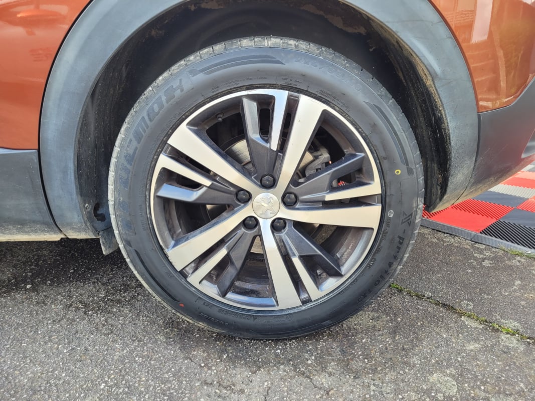 Peugeot 3008 1.5 BLUEHDI 130 ALLURE EAT BVA S&S — 39