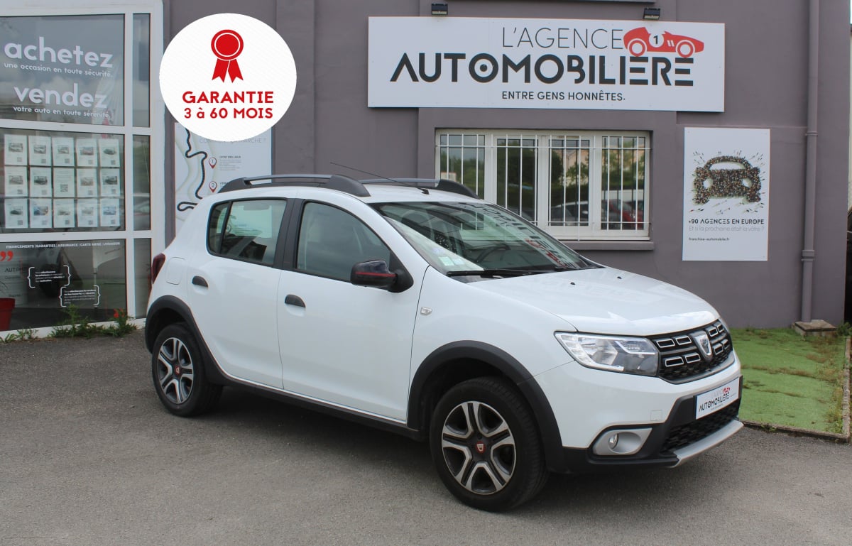 Dacia Sandero 90 CV STEPWAY 0.9 TCE TECHROAD - 1ERE MAIN — 1