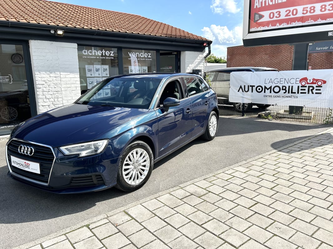 Audi A3 SPORTBACK 1.6 TDI 110 BUSINESS LINE — 1