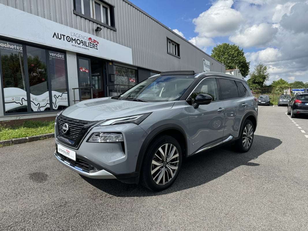 Nissan X-Trail E-POWER 213 CH E-4ORCE 7 PLACES TEKNA + 1ERE MAIN — 1