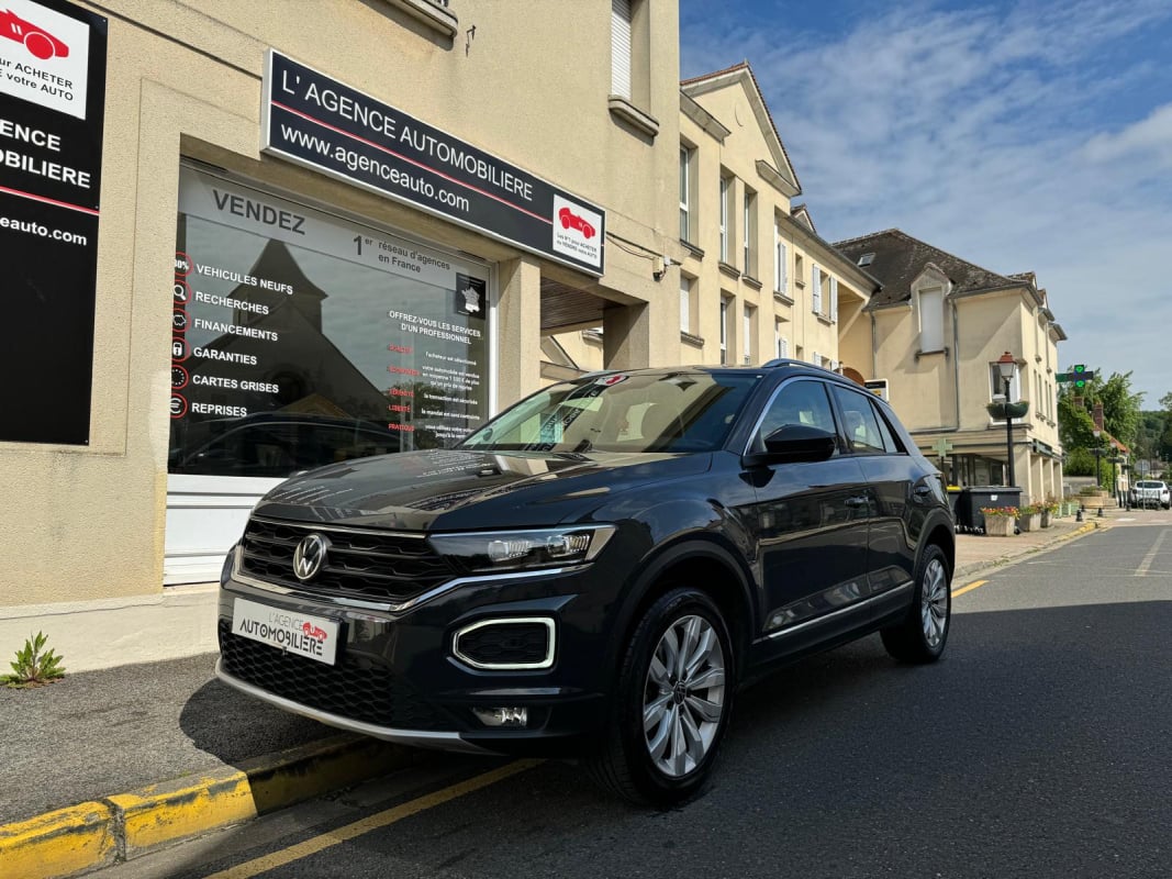 Volkswagen T-roc 1.5 TSI 150cv DSG CARAT — 1
