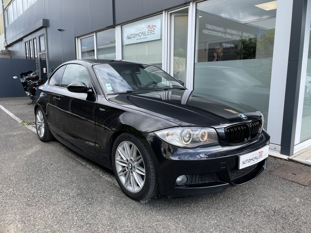 BMW Série 1 125i (e82) Coupé 3.0 M Sport Design 218 CV BVM6 Chassis M — 1