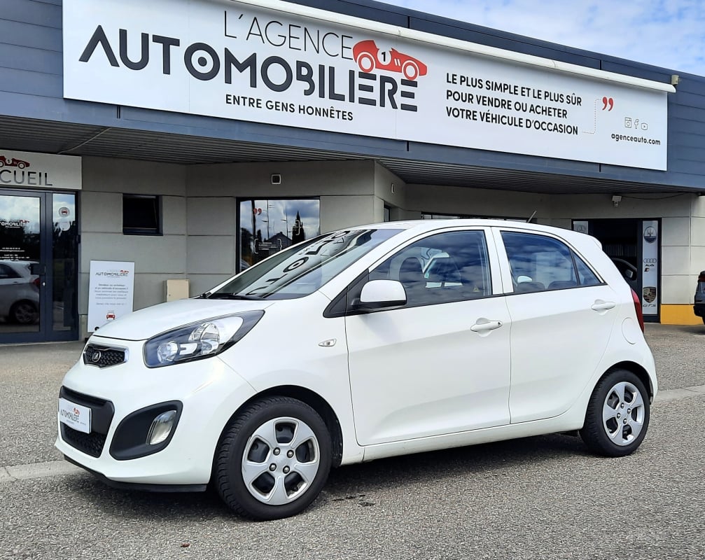 Kia Picanto II 1.0 STYLE 5P 69CH — 1