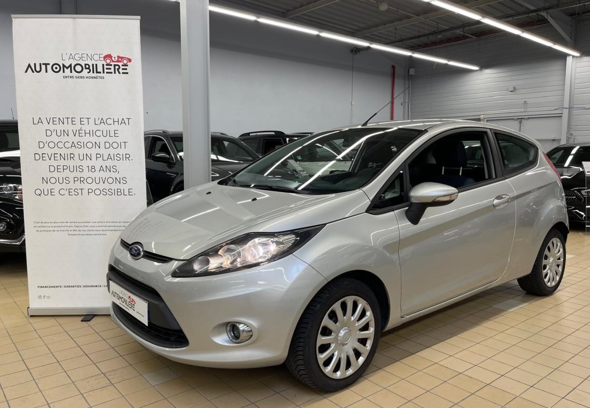 Ford Fiesta 1.25 82 TREND 3 portes — 1