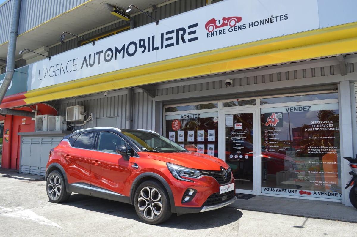 Renault Captur 1.5 Blue dCi 115ch Intens EDC — 1