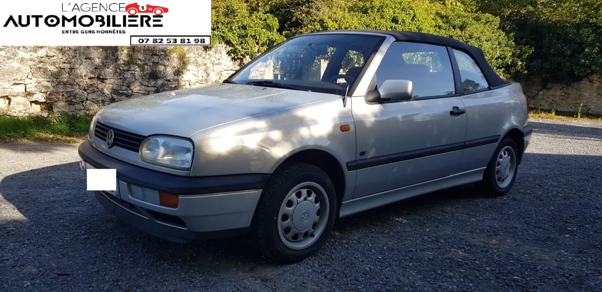 Volkswagen Golf Cabriolet 1.8 i 75cv Coast — 1