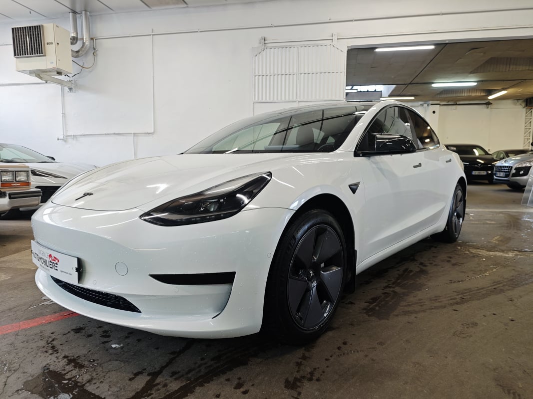 Tesla Model 3 standard plus — 1