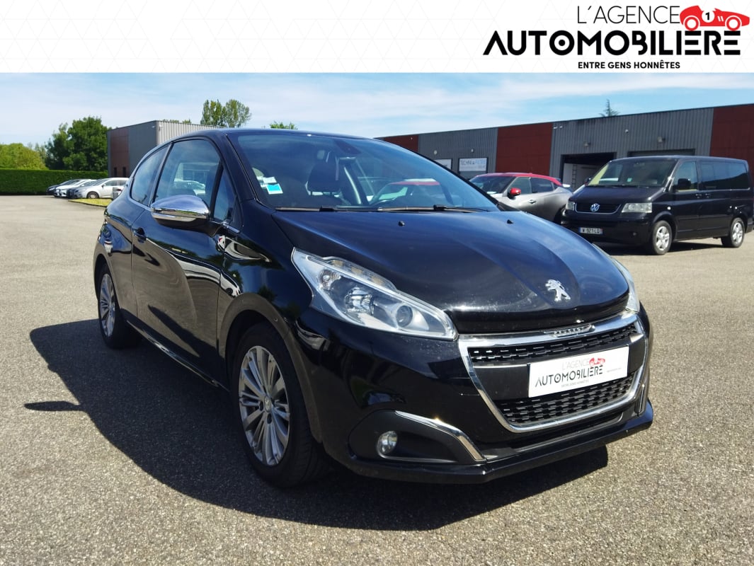 Peugeot 208 1.6 BlueHDi 100 S&S BVM5 ALLURE — 1