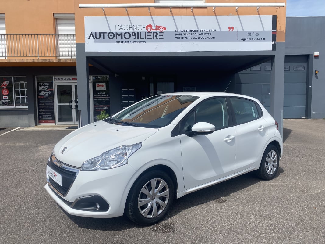 Peugeot 208 Phase 2 5 Portes 1.5 Blue HDi BVM6 S&S 100 cv 1éreMain/CarPlay — 1