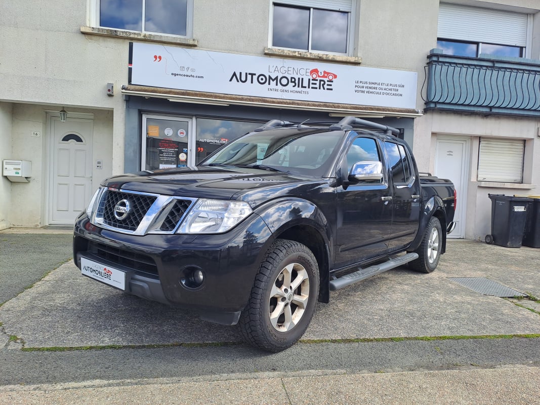 Nissan Navara Facelif 2.5 dCi 190 cv - Pickup Double CAB - 4x4 - Suivi garage — 1