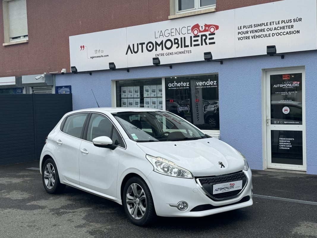 Peugeot 208 1.6 e-HDi FAP 92 cv Allure — 1