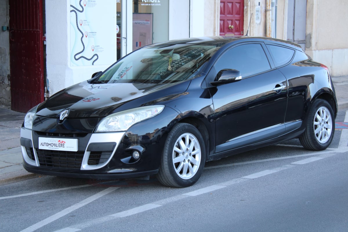 Renault Megane COUPE 1.5 DCI 110 DYNAMIQUE ( Distribution changée, Radar Arr, GPS ... ) — 1