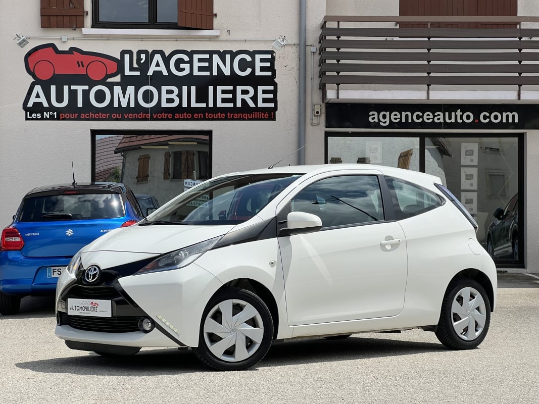 Toyota Aygo 1.0 VVT-i 69ch X-PLAY X-SHIFT — 1
