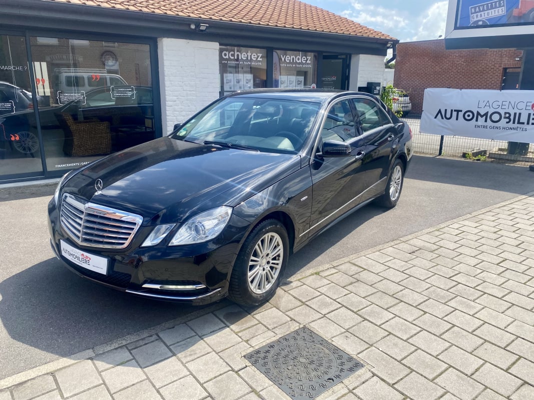 Mercedes-Benz Classe E IV 220 BLUETEC ELEGANCE EXECUTIVE BVA7 1ère Main — 1