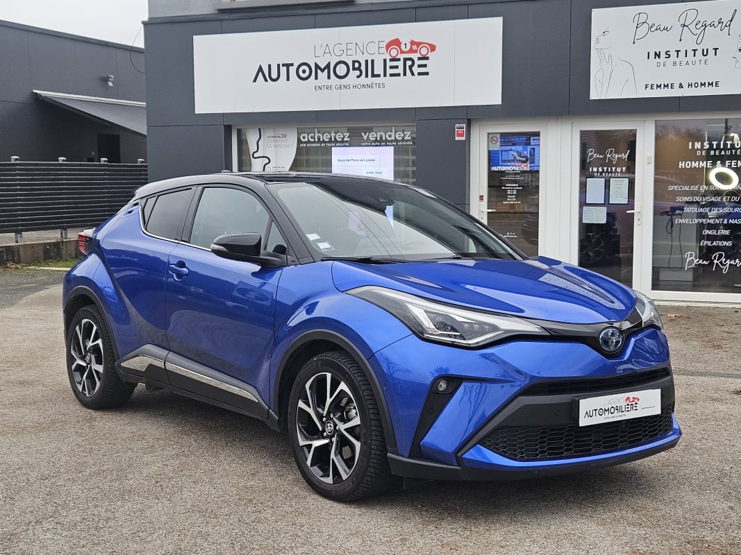 Toyota C-HR 2.0 184 CH HYBRIDE COLLECTION - Camera - Alcantara — 1